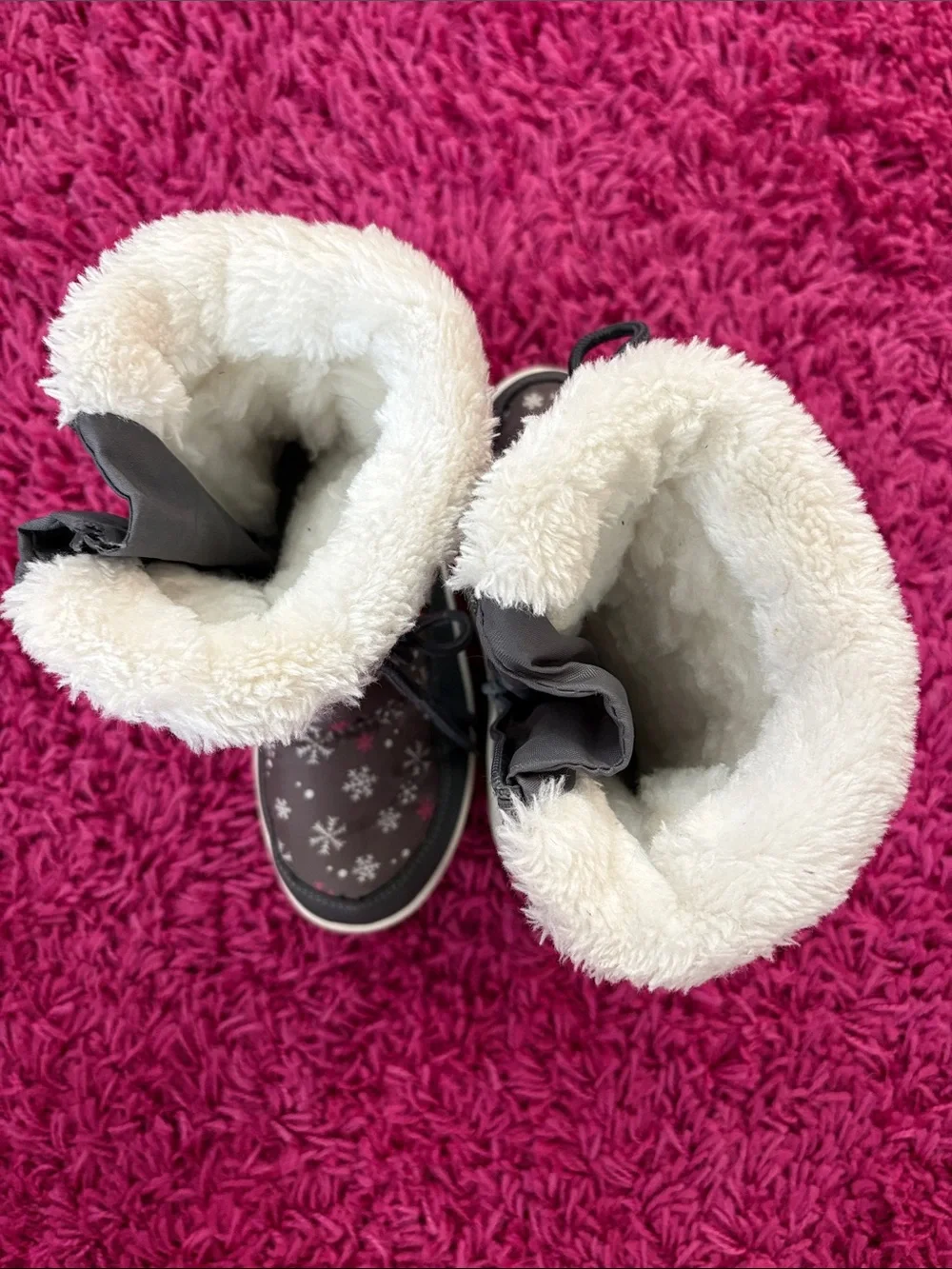 Girls Gray Snowflake Winter Boots with Faux Fur Trim